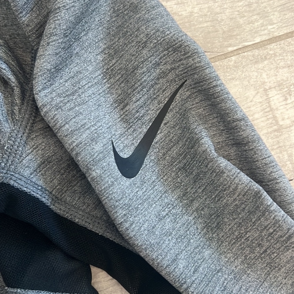 Nike Pro Hyperwarm Quarter Zip Jacket Womens XS Gray Black